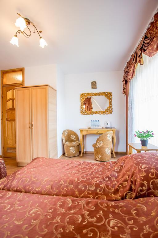 Pod Modrzewiami Hotel Zakopane Room photo